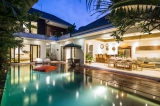 GoVillaBali.com :Rent a villa  Frangipani Mawe  in  Canggu