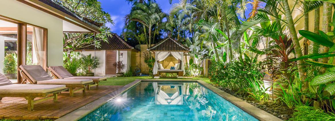 GoVillaBali.com :Rent a villa  Bunga 2  in  Seminyak